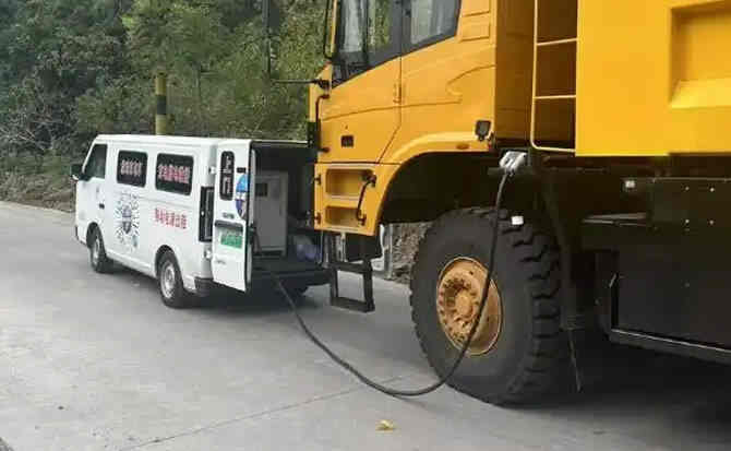 墨玉新能源车充电搭电