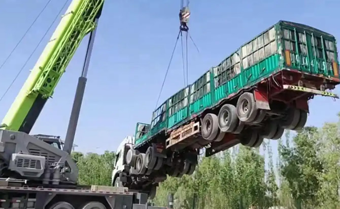 墨玉道路脱困救援案例
